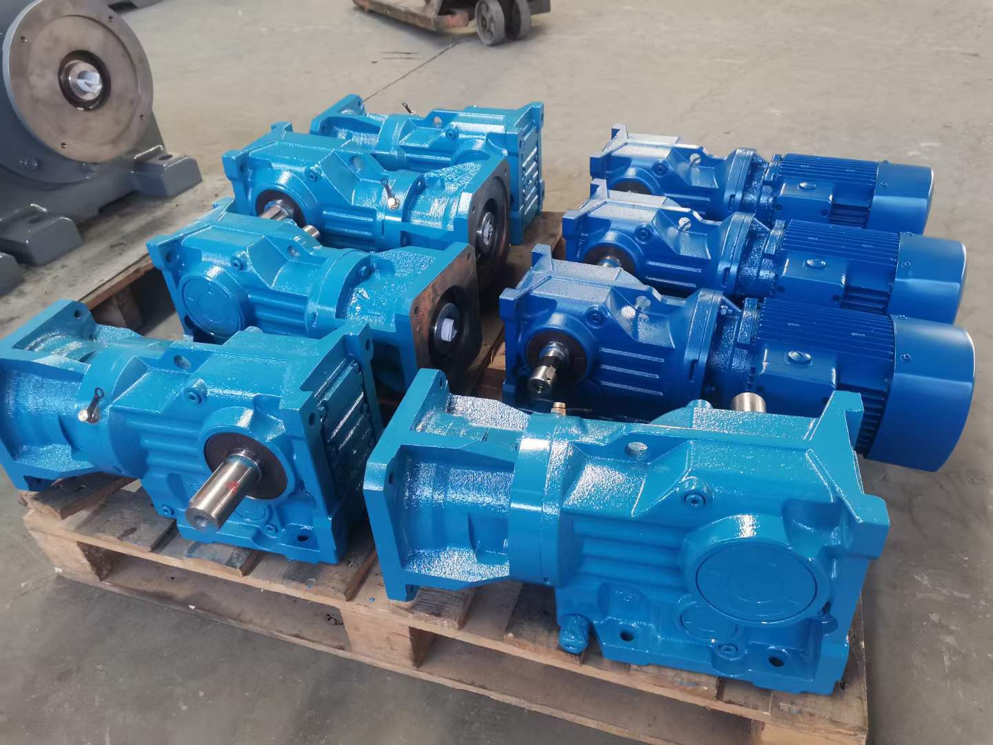 SA67-Y3KW-19.8-M1D40ٻͺFF47R17DRS71M4