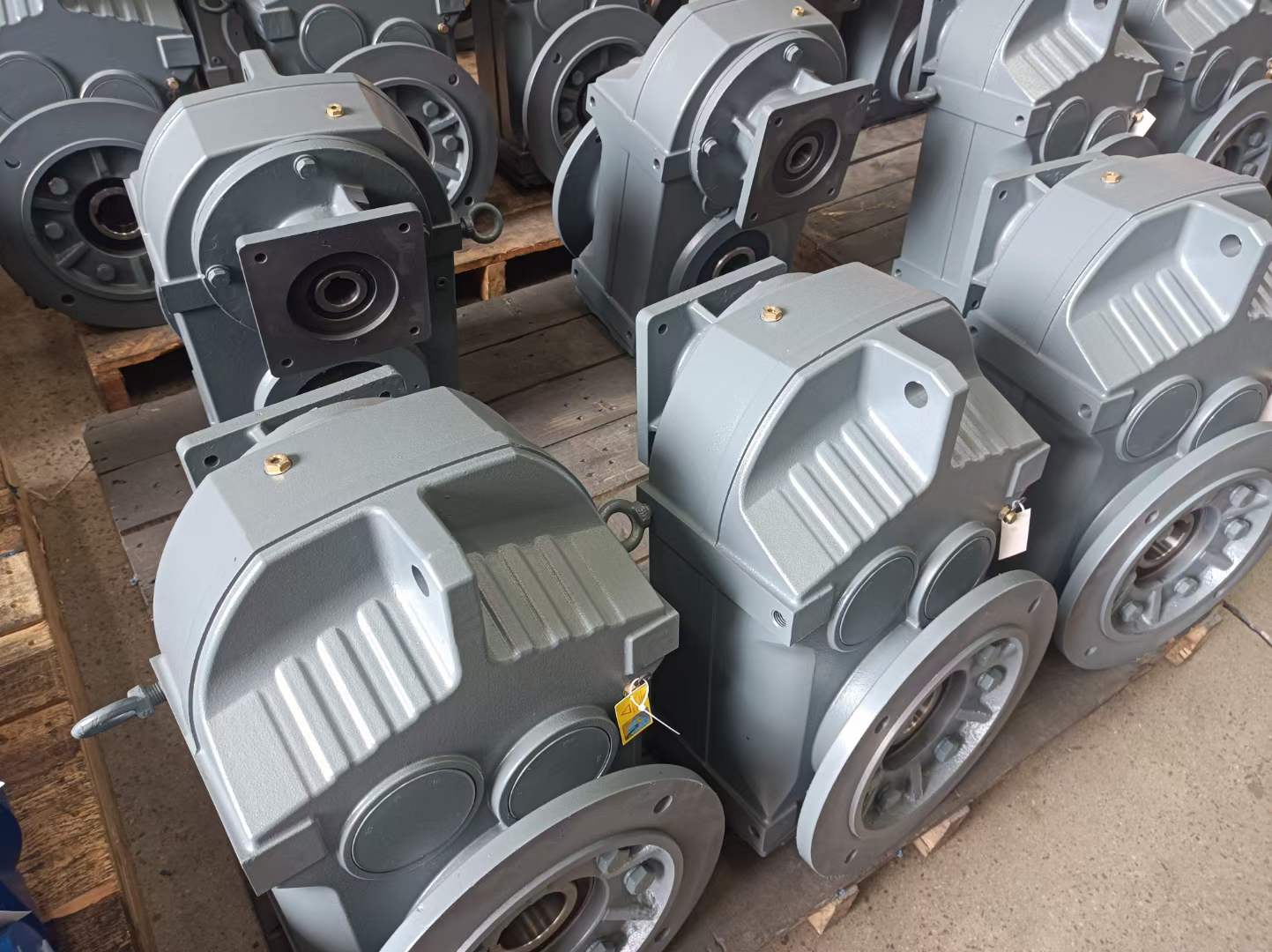 TK38-Y0.75KW-24.99M1SA37DRE90M4